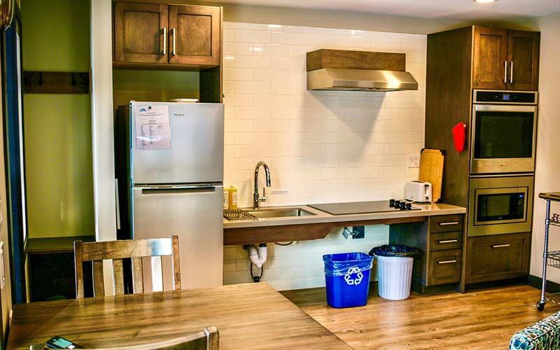 one bedroom kitchen