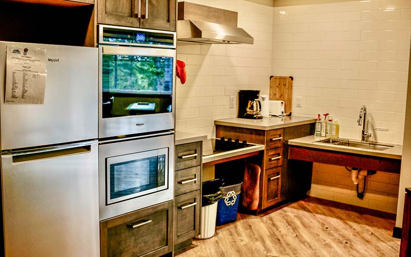 two bedroom cabin - kitchen